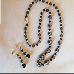 Pearl Necklace & Earing